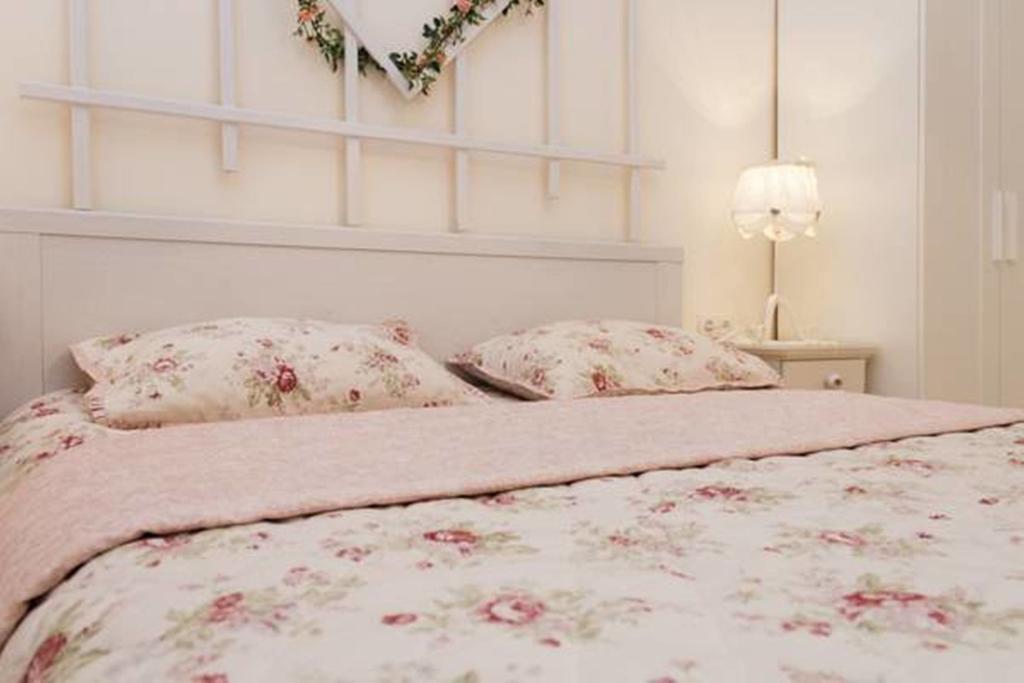 Romantic Apartment On Rynok Square With Air-Conditioning Lemberg Zimmer foto