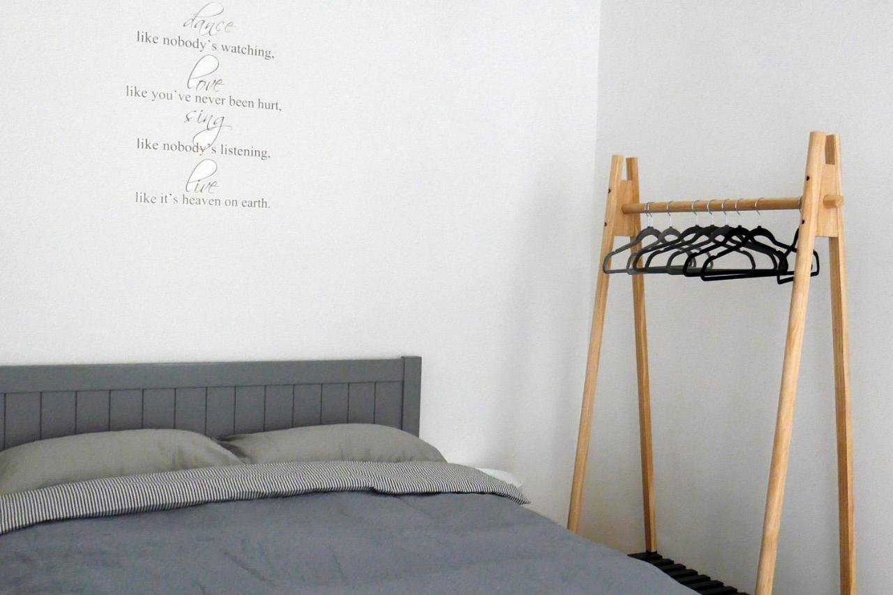 Romantic Apartment On Rynok Square With Air-Conditioning Lemberg Exterior foto